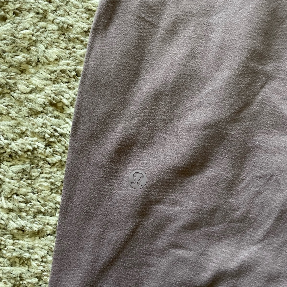 Lululemon Ready to Rulu - Picture 3 of 3